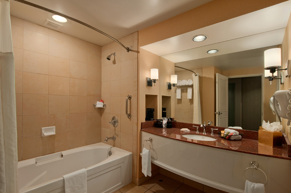 Deluxe Two Double Bathroom at Sam's Town Shreveport